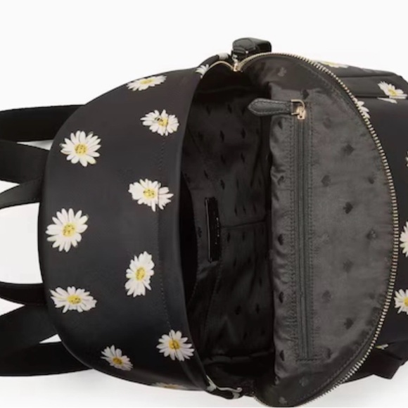 NWT Kate Spade Chelsea daisy medium backpack bundle includes cosmetic bag $378 - Picture 4 of 13
